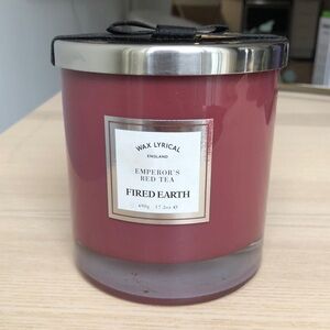 FIRED EARTH Emperor’s Red Tea Candle